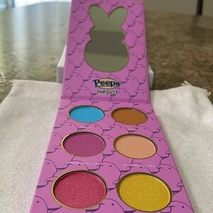 Hipdot Peeps Eye Shadow Palette NWOT
Great for Easter 🐣